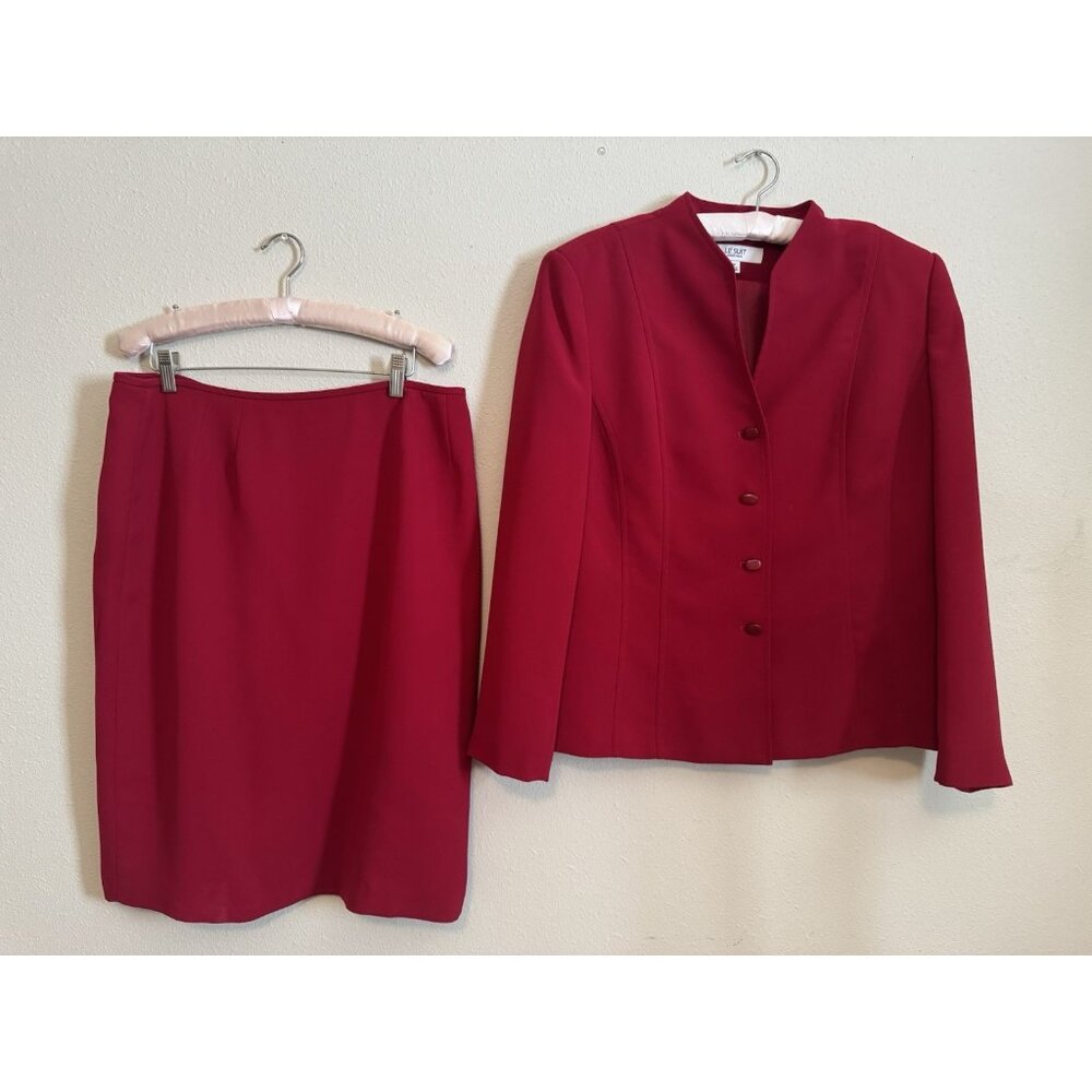 Le Suit Blazer Skirt Suit 14P 14 P Dark Ruby Red Classic - Picture 2 of 11